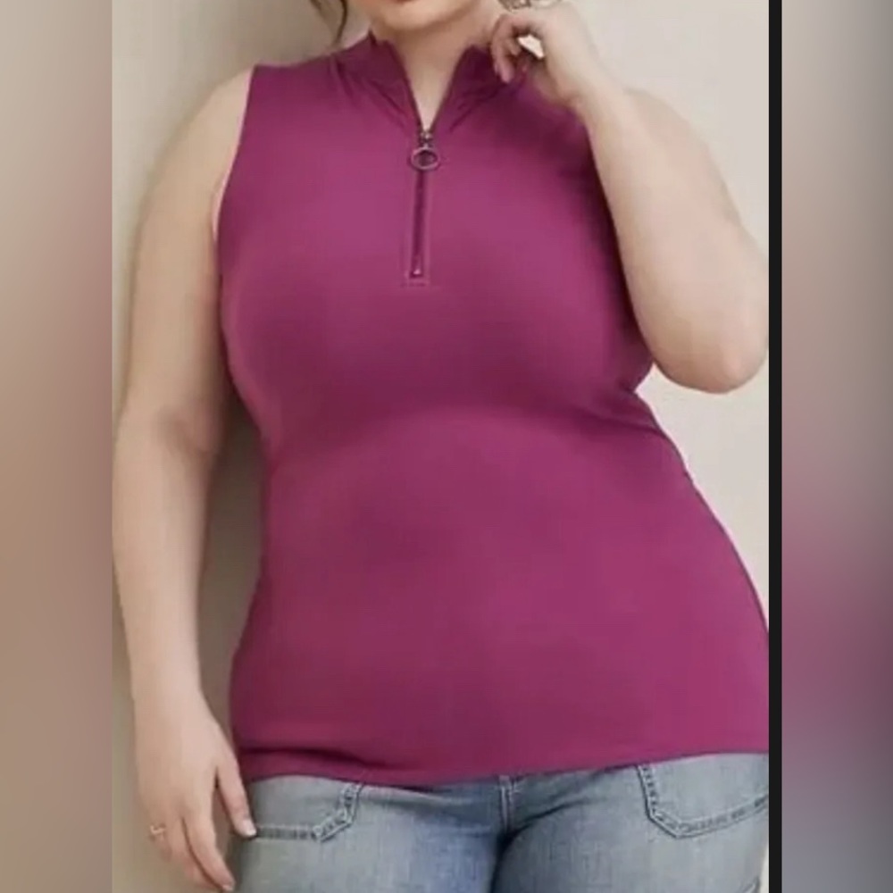 NWT - Torrid - Foxy Zip Up Mock Neck Top -‎ Berry - Size L 12 (Torrid 0)